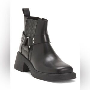 Vagabond Black Heeled Chelsea Boots